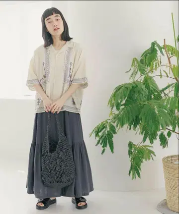 플라워 자수 셔츠