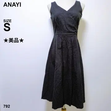 ANAYI 아나이 도트 무늬 슬리브리스 플레어 원피스 포멀 고급