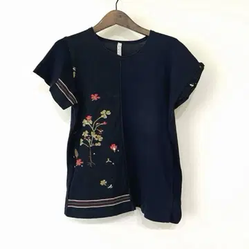 ANTIPAST 반팔 티셔츠 네이비 니트 꽃