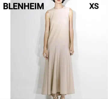 BLENHEIM 블렌하임 린넨 라이크 절개 플레어 원피스