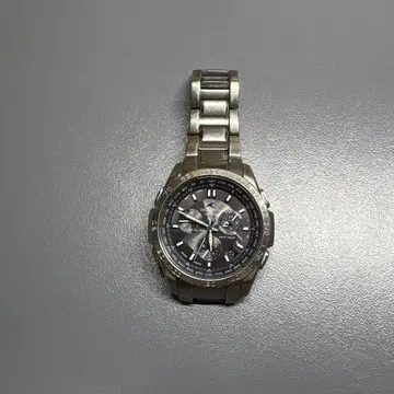 CASIO G-SHOCK 실버 팔찌 시계