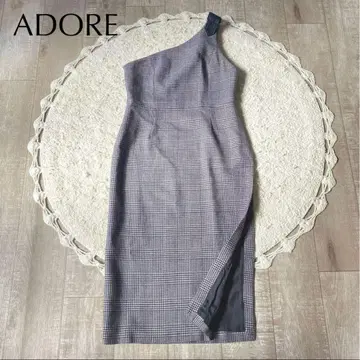 ADORE 어도어 원숄더 점퍼 스커트 원피스 38 사이즈