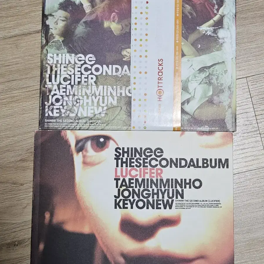 【未開封品】SHINee 公式フォトブック INTO THE LIGHT 未開封品】SHINee 公式フォトブック INTO THE LIGHT - メルカリ
