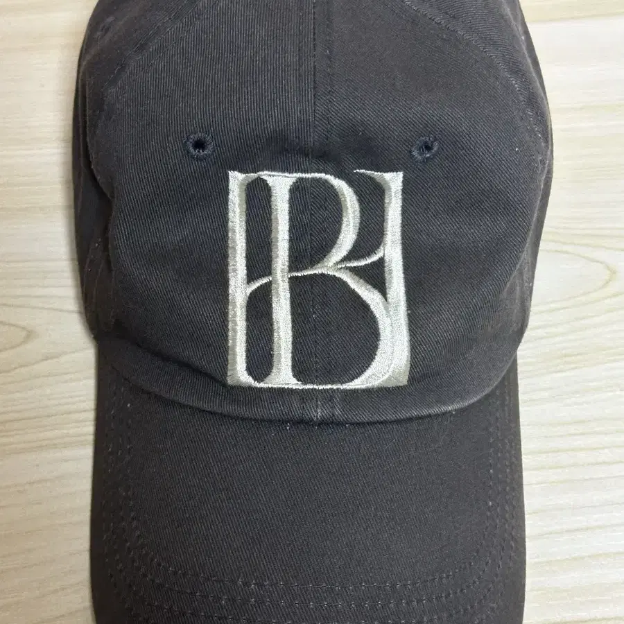 【BOHEMIAN SEOUL】 LOGO COTTON BALL CAP ★送料・関税込★ BOHEMIAN SEOUL] SIGNATURE LOGO COTTON BALL CAP, BLACK 正規品