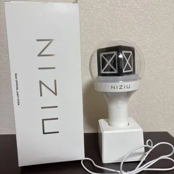 NIZIU 응원봉 화이트