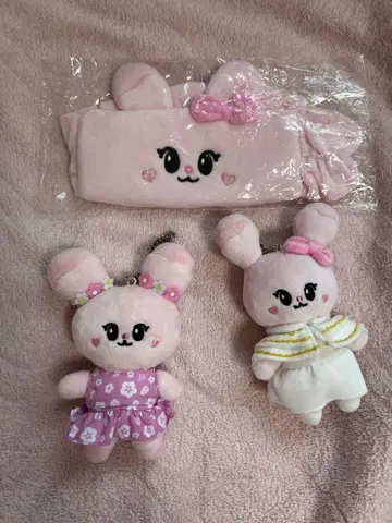 NiziU 펑펑 헤어밴드, 백참