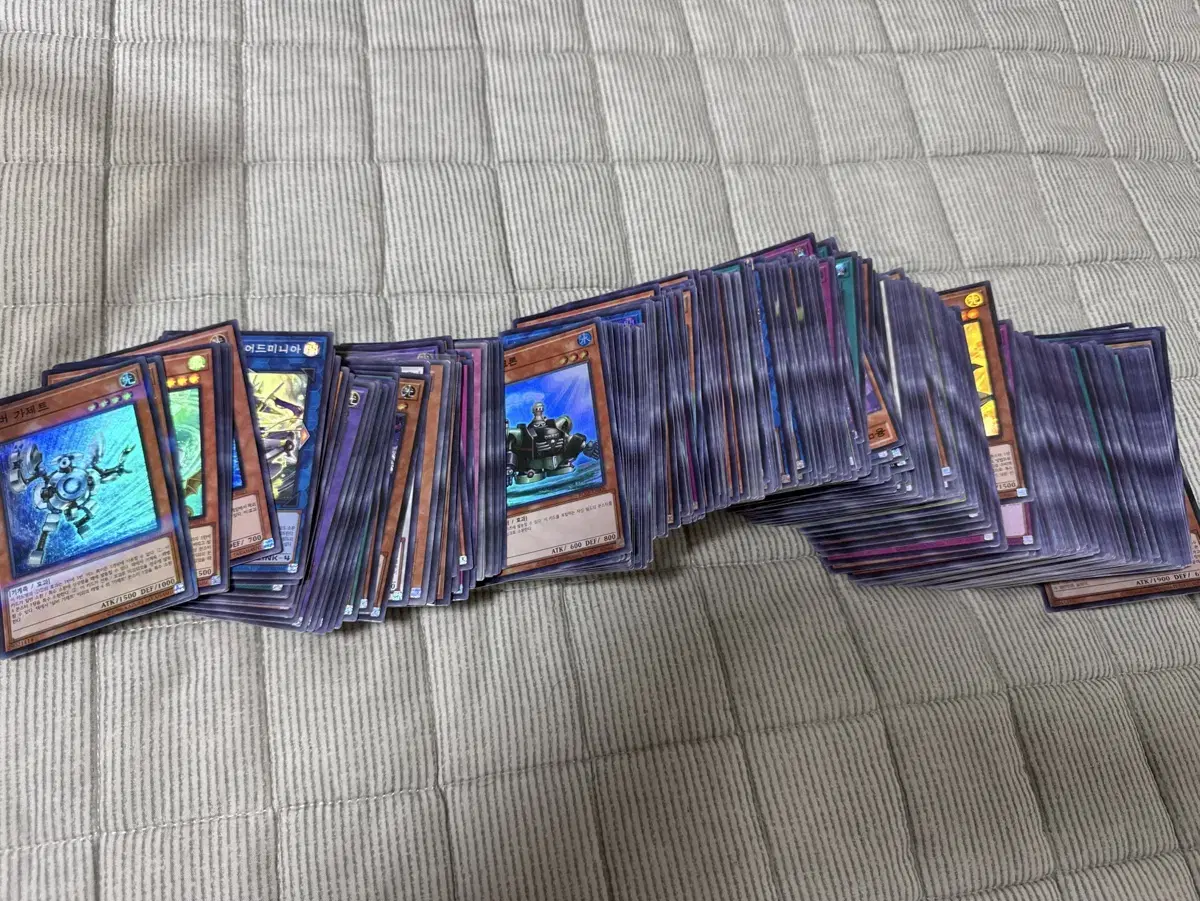Yu-Gi-Oh! Glitter bulk (First)