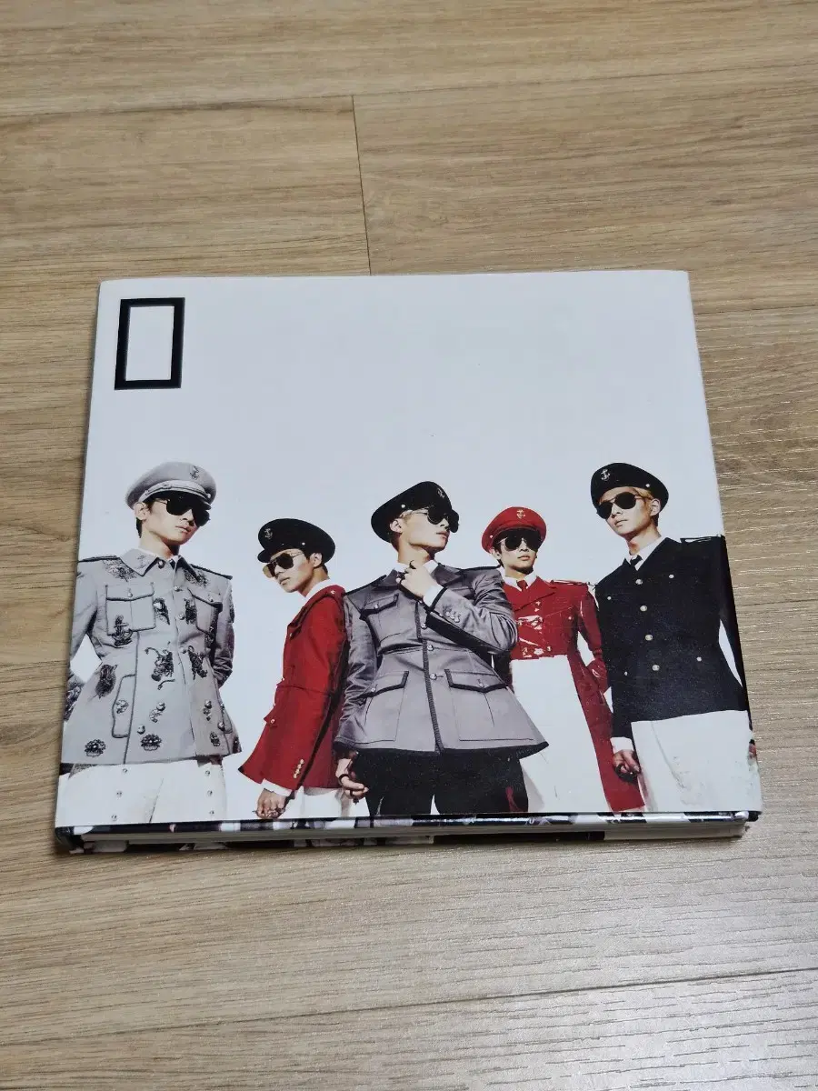 Shinee Everybody