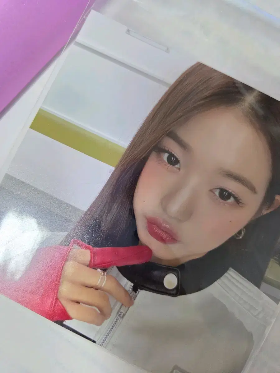 Ive Jang Wonyoung Musicbank MC Broadcast Photo