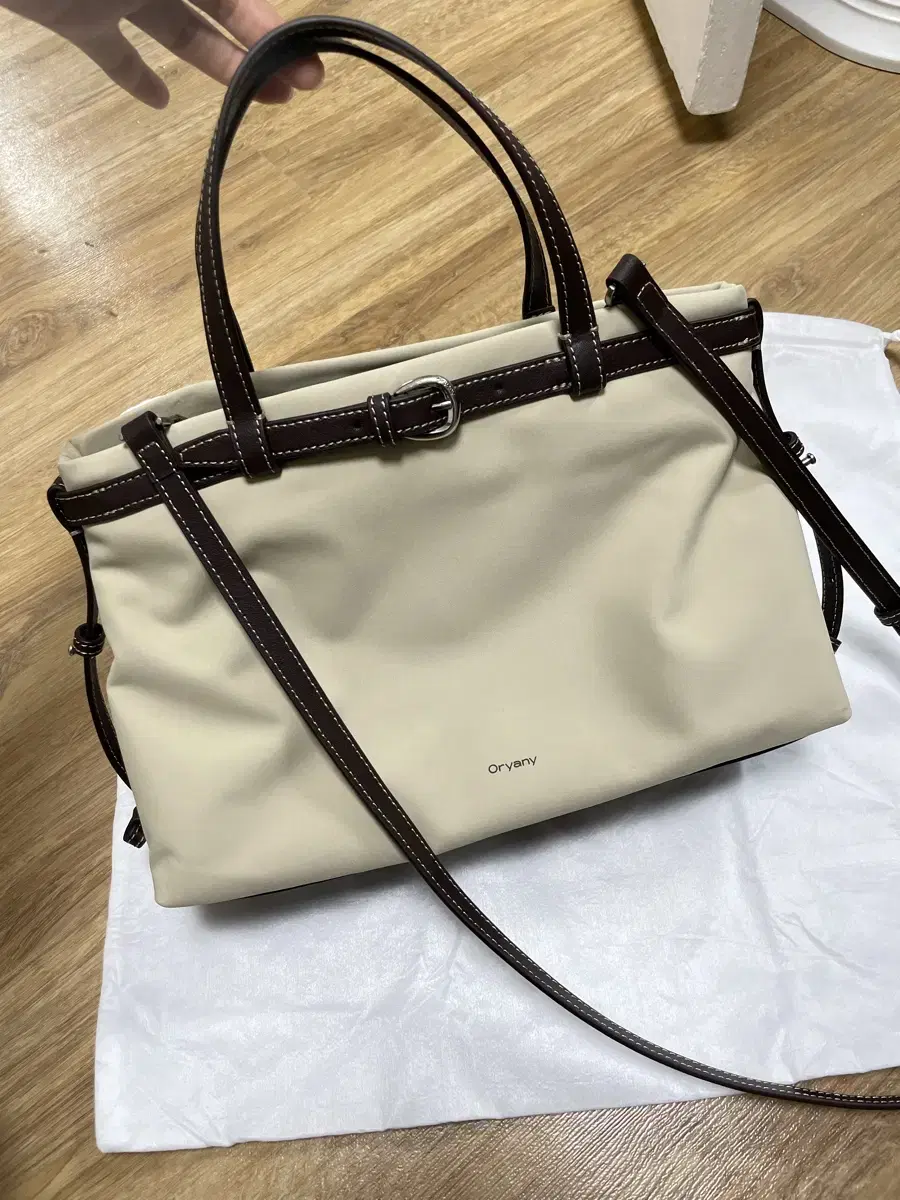 Oryany Bridget Tote @Beige