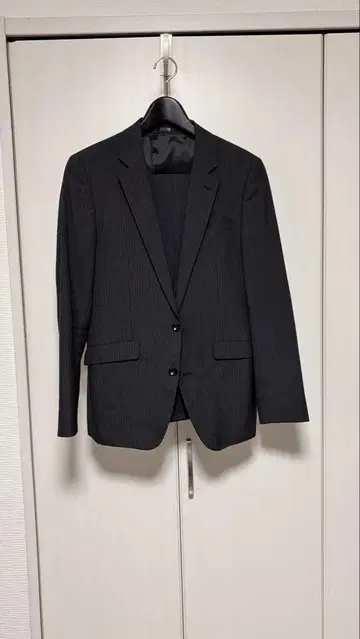 SUIT SELECT 스트라이프 수트 A5