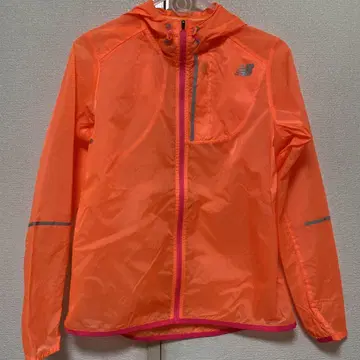 New Balance 라이트 패커블 자켓 오렌지 뉴발란스