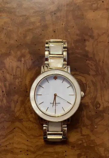 kate spade 케이트 스페이드 쉘 다이얼 손목시계 골드 작동