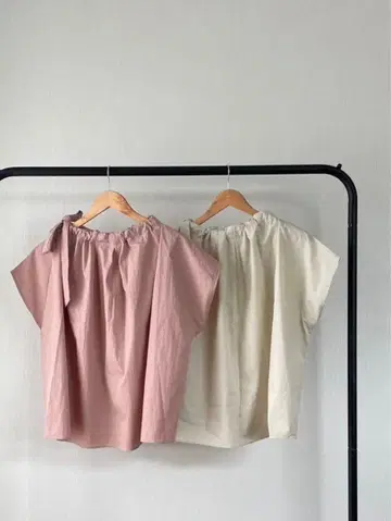 리본 포함 반팔 상의 핑크