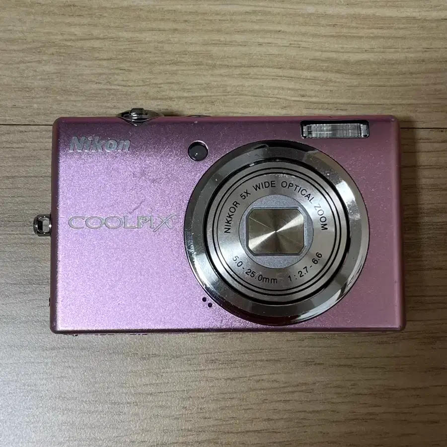 Coolpix S570 Sample Photos NIKON 니콘 Nikon Coolpix S570 Pink