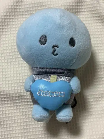 JOCHUM 마이크 꽉 쥔 하트 마스코트 키링