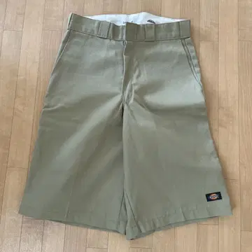 디키즈 루즈핏 숏팬츠 카키