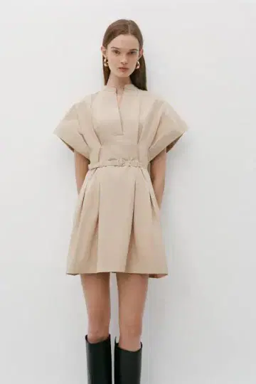 자라 베이지 미니 원피스 허리 벨트 디자인 택 포함 새상품