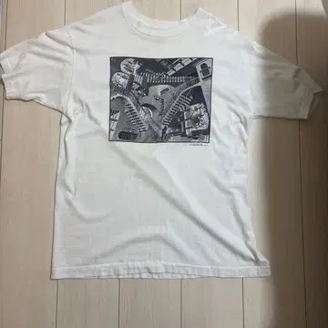 90s 에셔 SOF TEE L 사이즈 아트 T Andazia