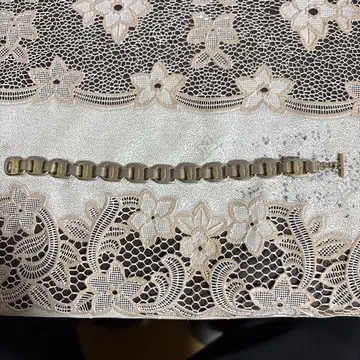 페라가모 실버 링크 팔찌