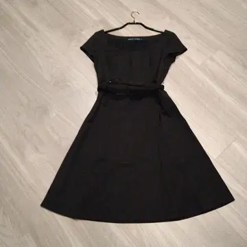 Ralph Lauren 블랙 무릎 기장 원피스 사이즈 7 반팔