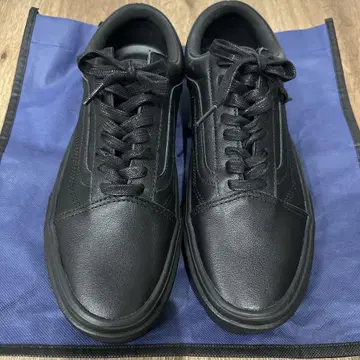 반스 블랙 가죽 로우 컷 스니커즈