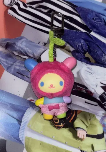 우사하나 산리오 치비토모 체리 키링 마스코트