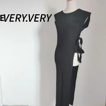 EVERY.VERY 블랙 니트 롱 원피스 세련된 심플