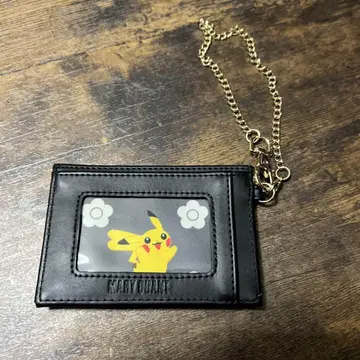 MARY QUANT 피카츄 패스 케이스