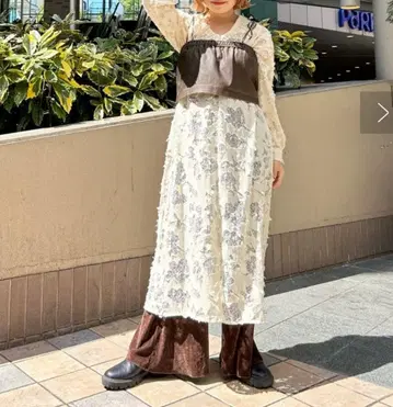 데미지 가죽 뷔스티에
