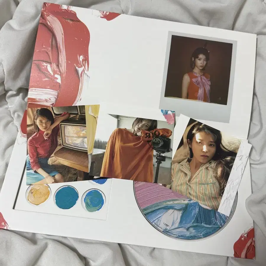 IU | 아이유 Iu Palette album on Bunjang Global Site.