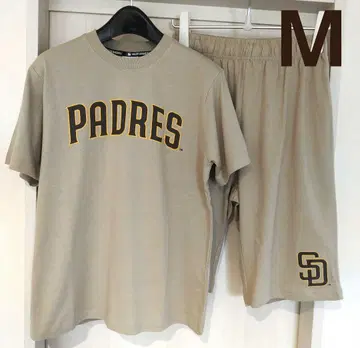 새상품 패드레스 셋업 M MLB 상하의 세트 반팔 하프 팬츠