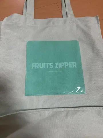 FRUITSZIPPER 사쿠라이 유이 토트백