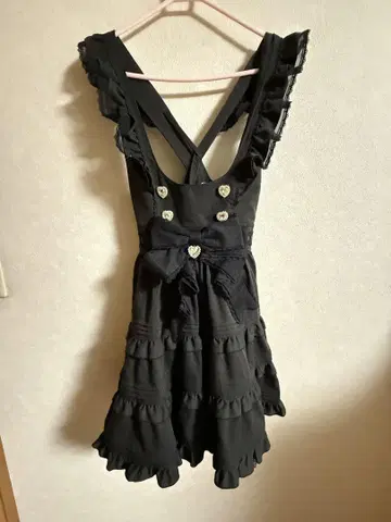 lizlisa 프론트 리본 U 네크라인 스카잔 블랙