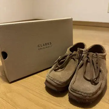 박스 있음 CLARKS ORIGINALS 클락스 왈라비