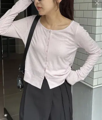컴팩트 가디건 핑크 CAPRICIEUX LE'MAGE