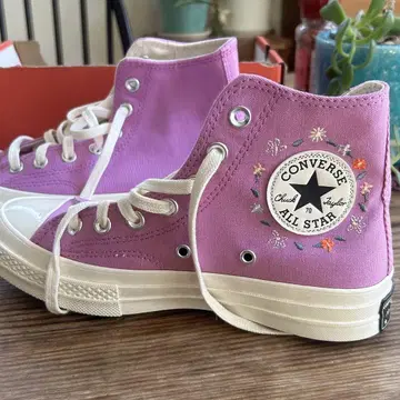 CONVERSE ALL STAR 보라색 스니커즈