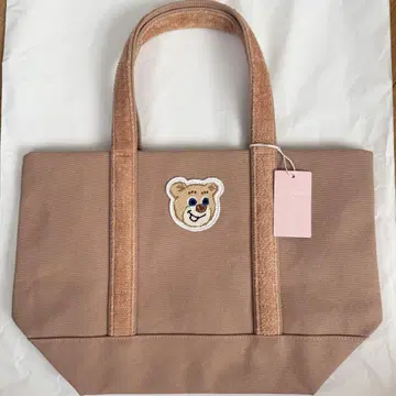 라브라리 바이 페이러 올드 테디 와펜 토트백 베이지