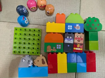 호빵맨 블록 세트와 캐릭터 인형