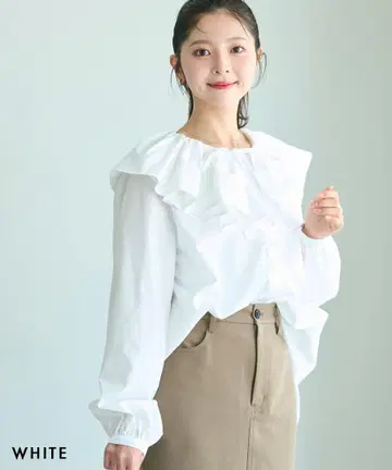 미사용 새상품 BASEMENT 프릴 칼라 블라우스