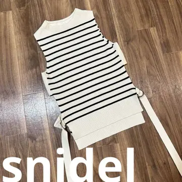 snidel 스트라이프 니트 베스트