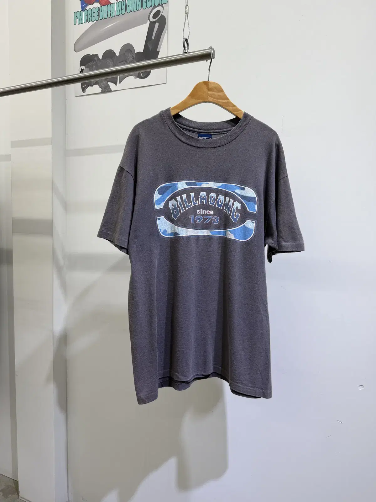 90's BILLABONG (Made in USA) Single Stitch Printed Tee