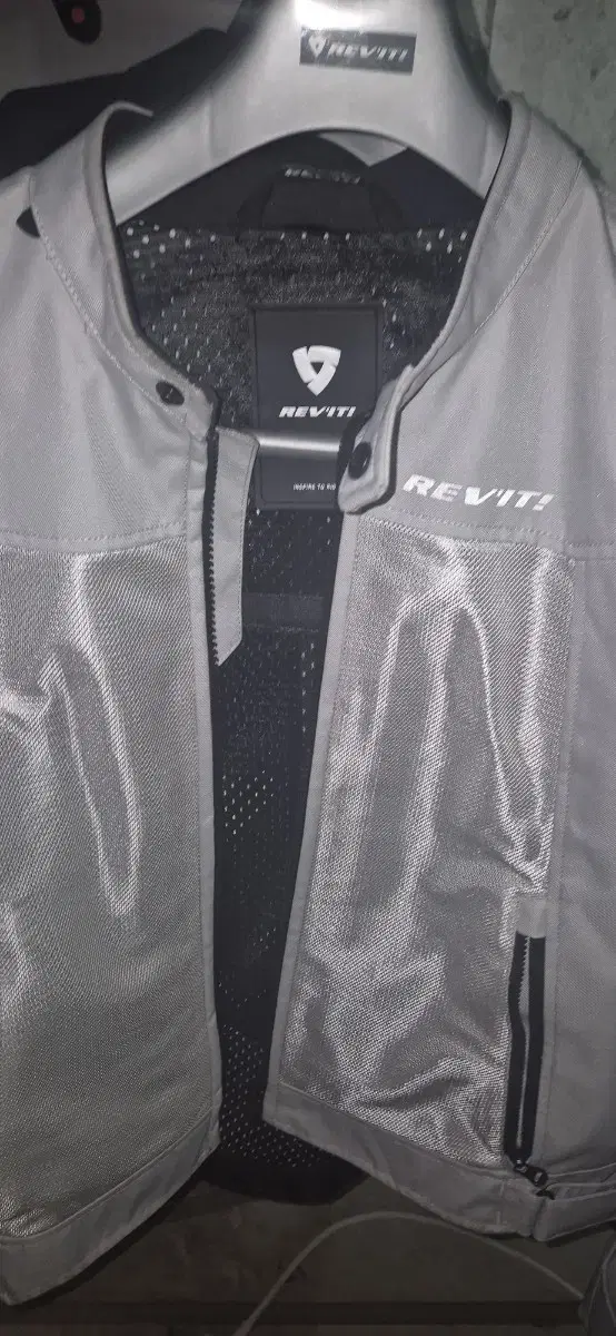Revit Eclipse 2 Jacket