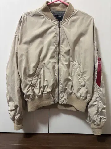 베이지 MA-1 자켓 M 사이즈 ALPHAINDUSTRIES