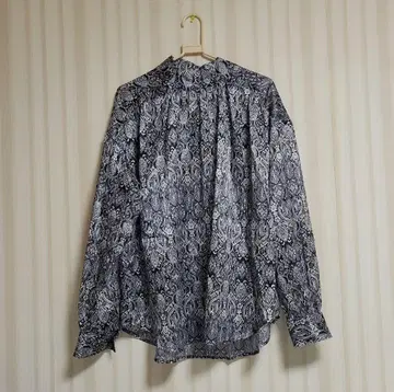 PAGEBOY 셔츠