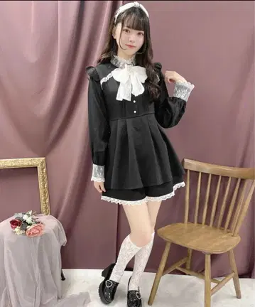 ROJITA 레이스 리본 데콜테 오픈 셋업