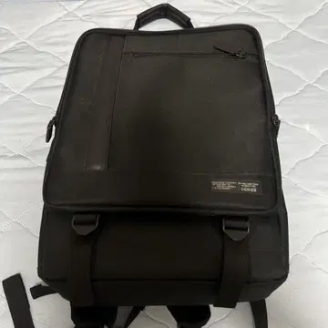 블랙 백팩