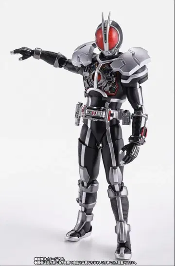S.H.Figuarts 진골 조각 가면라이더 파이즈 엑셀 폼