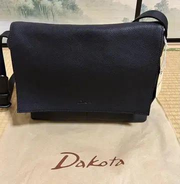 Dakota 다코타 블랙 숄더백