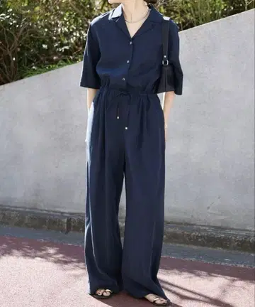 SLOBEIEBA 하프 슬리브 올인원